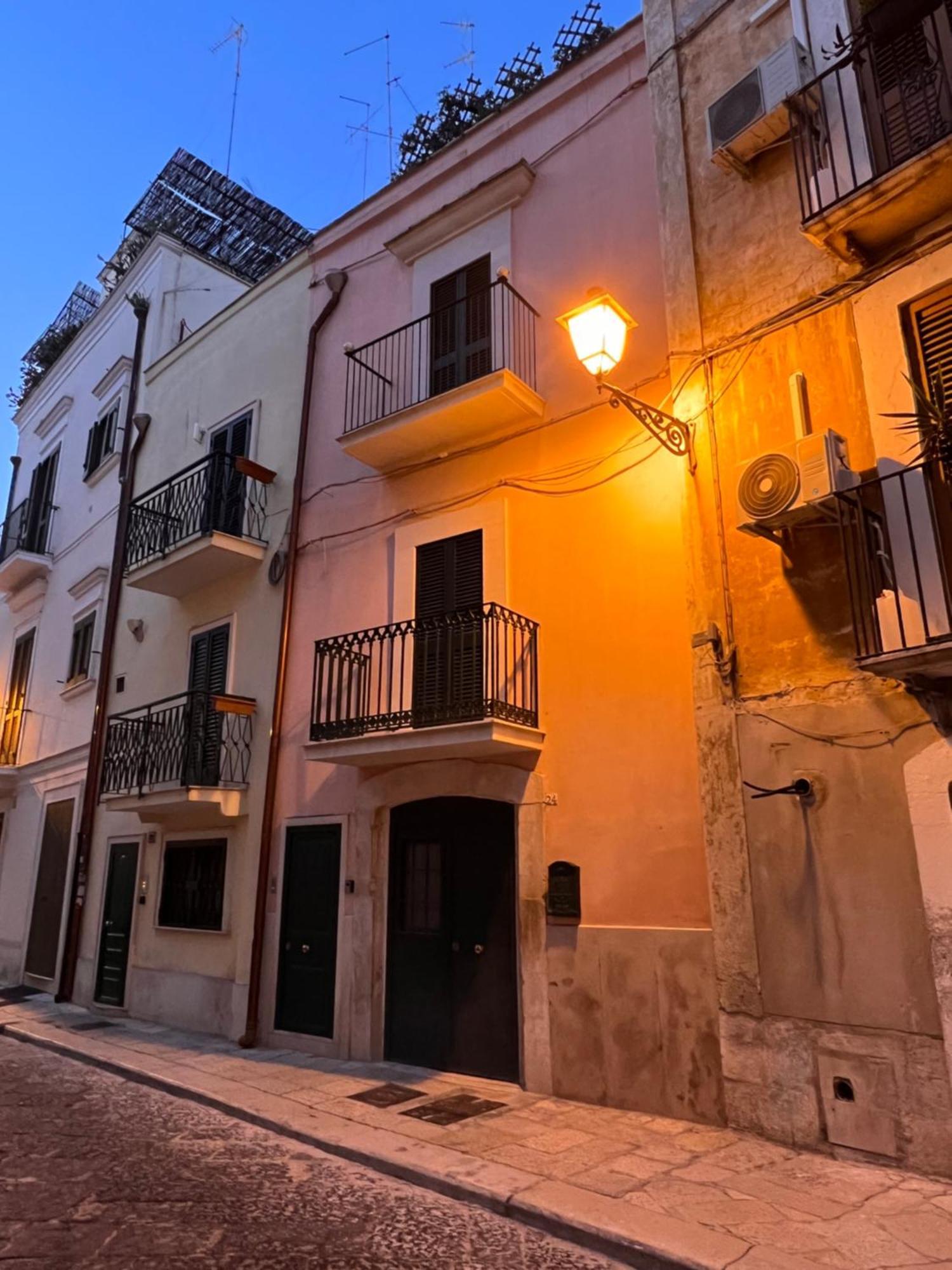 Dimora Le Scalette Apartment Bari Luaran gambar