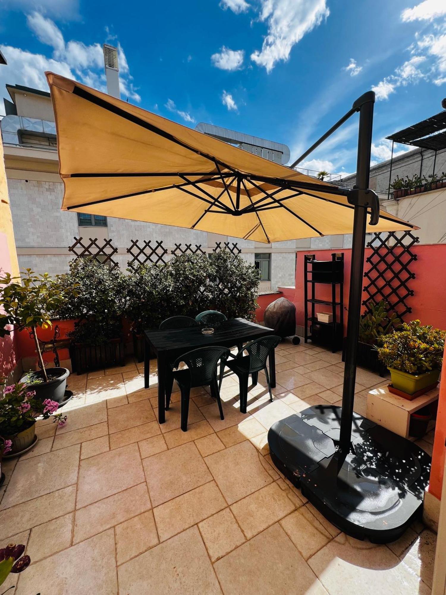 Dimora Le Scalette Apartment Bari Luaran gambar